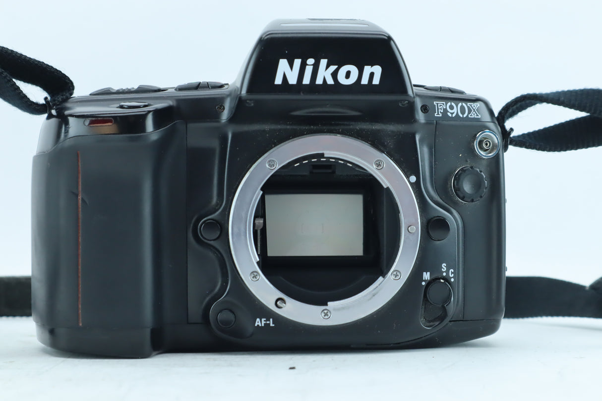 Nikon F90X