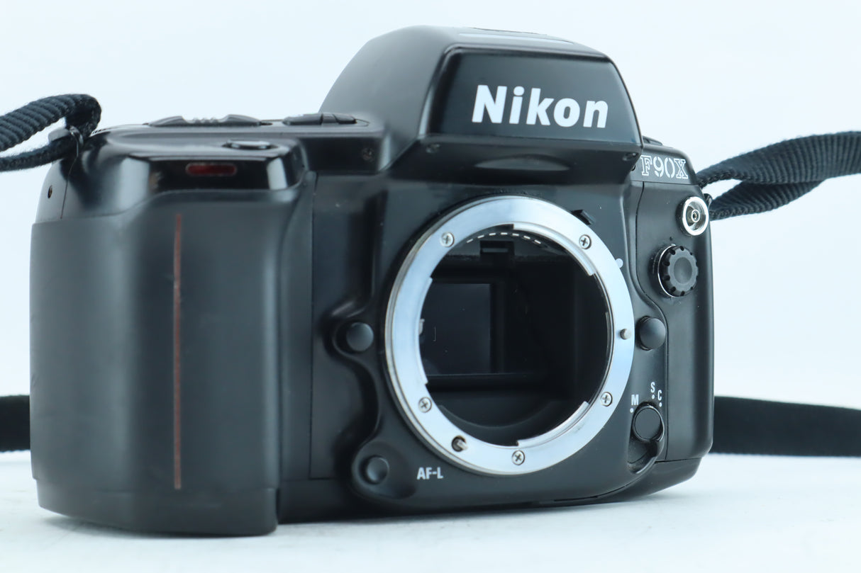 Nikon F90X