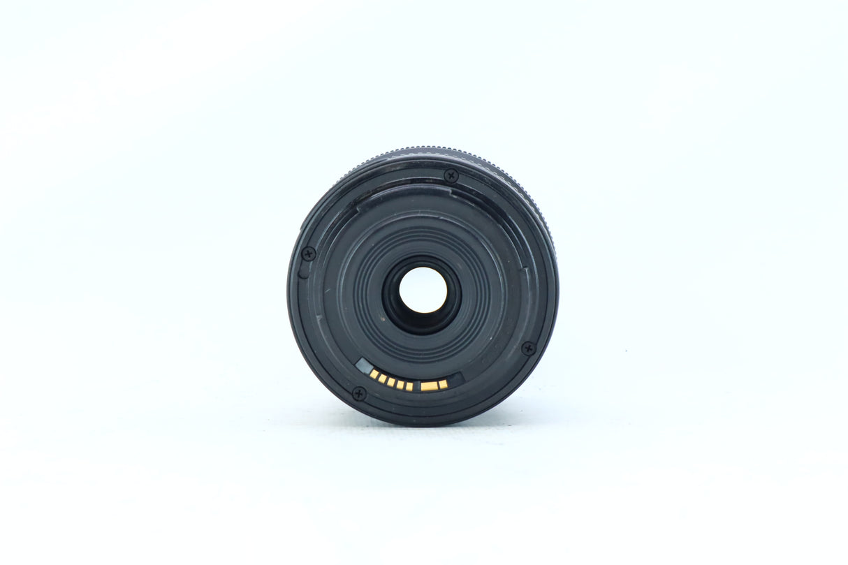 Canon EF-S 10-18mm f/4.5-5.6 IS STM