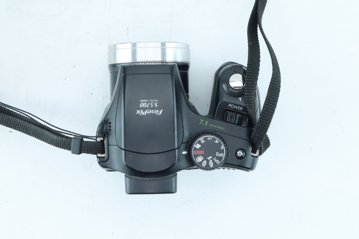 Fujifilm FinePix S5700