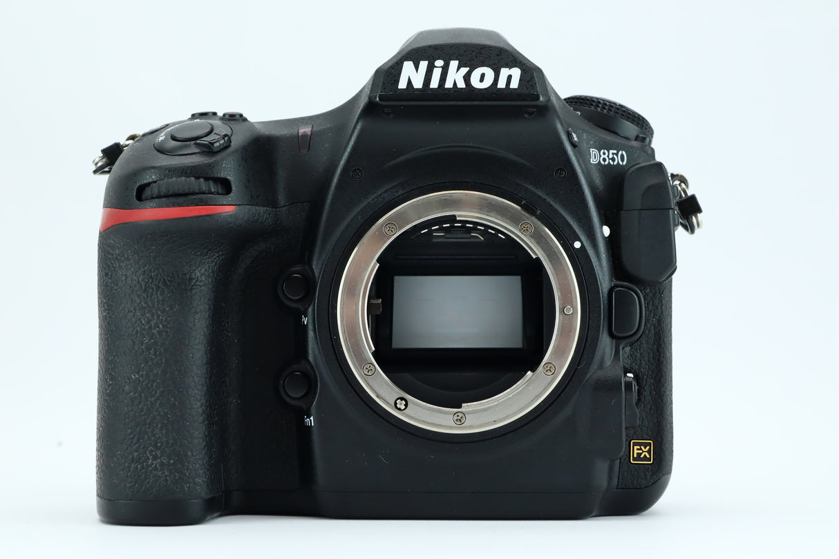 Nikon D850