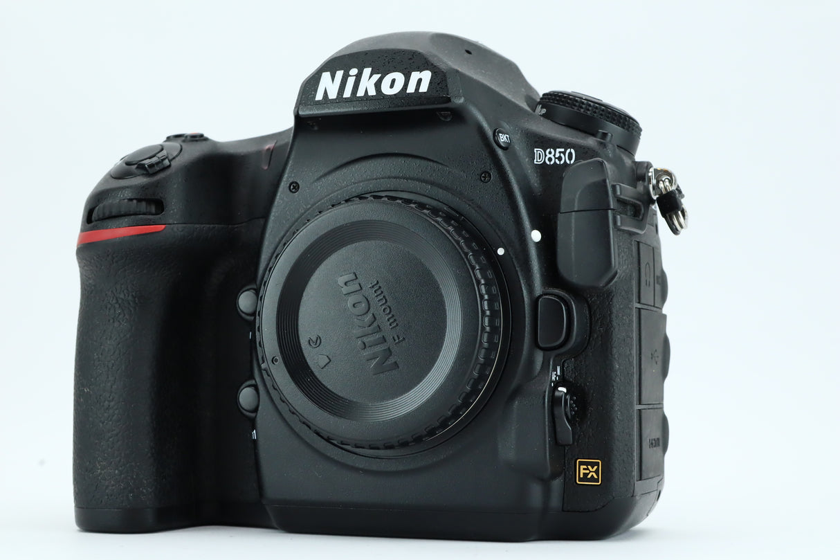 Nikon D850