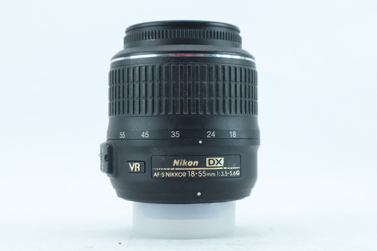 Nikon AF-S DX Nikkor 18-55mm f/3.5-5.6G ED II