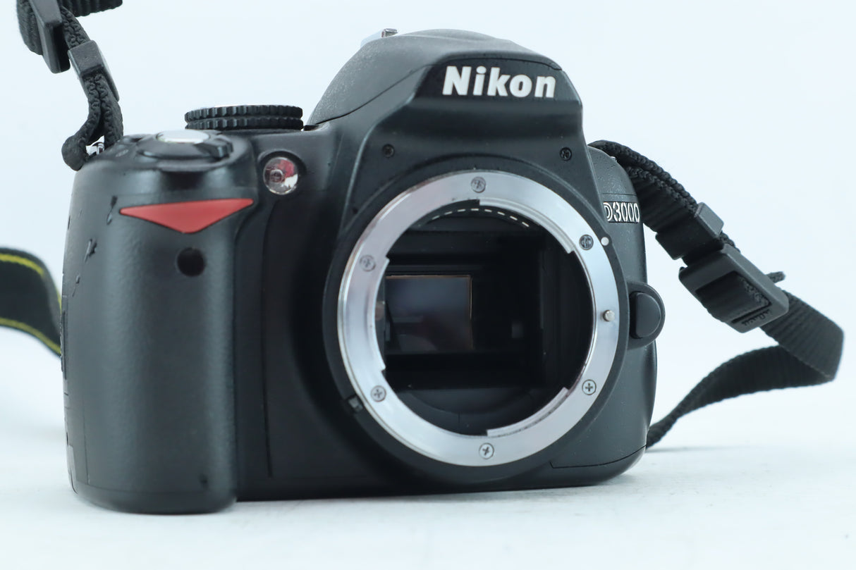 Nikon D3000