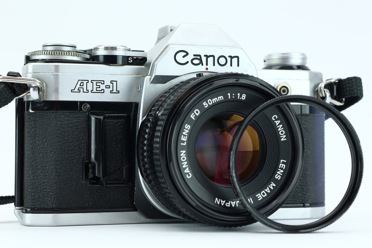 Canon AE-1 + Canon 50mm 1,8