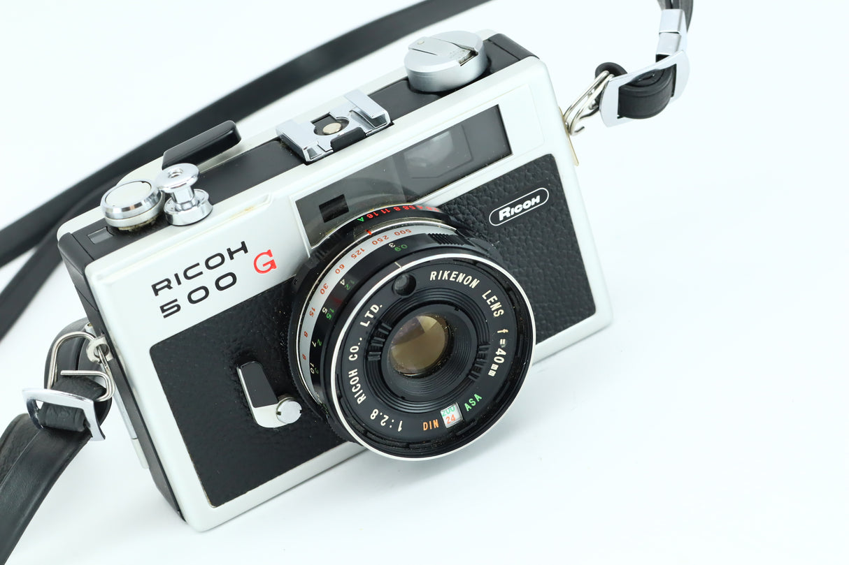 Ricoh 500G + 2,8 40 mm