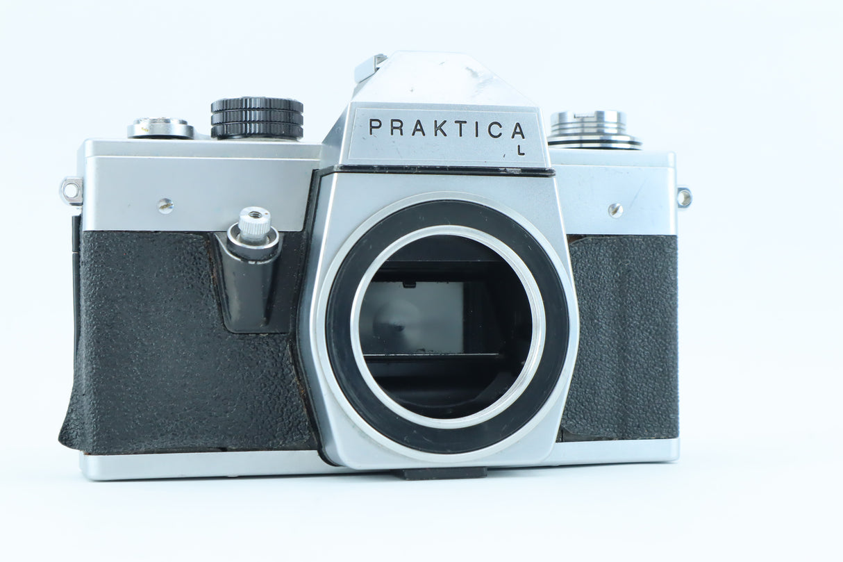 Praktica L