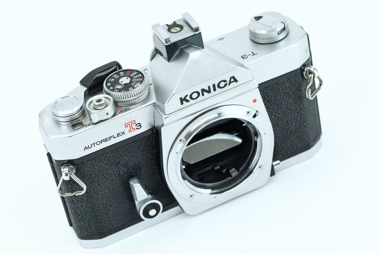 Konica Autoreflex T3