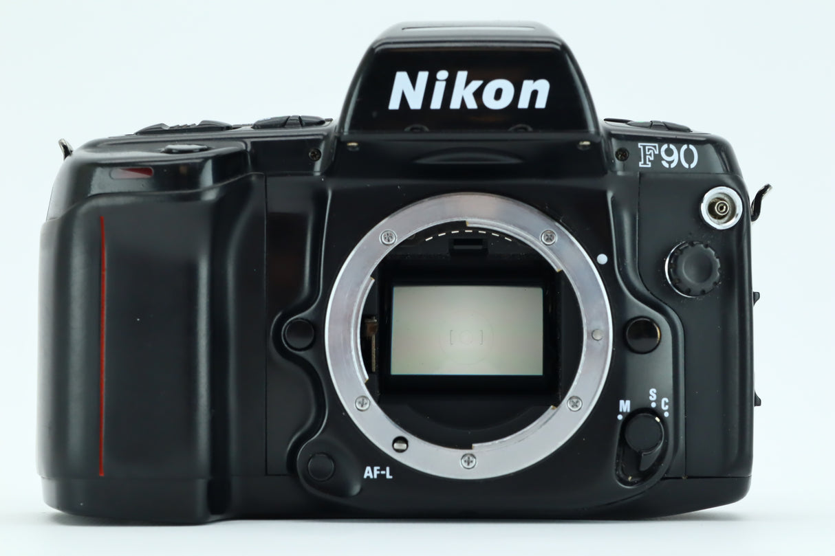 Nikon F90