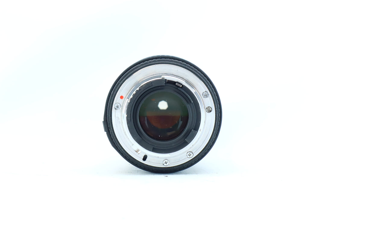 Sigma 18-50mm f/2.8 EX DC