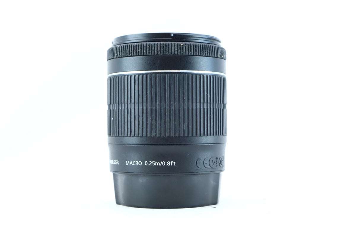 Canon EF-S 18-55mm f/3.5-5.6 IS