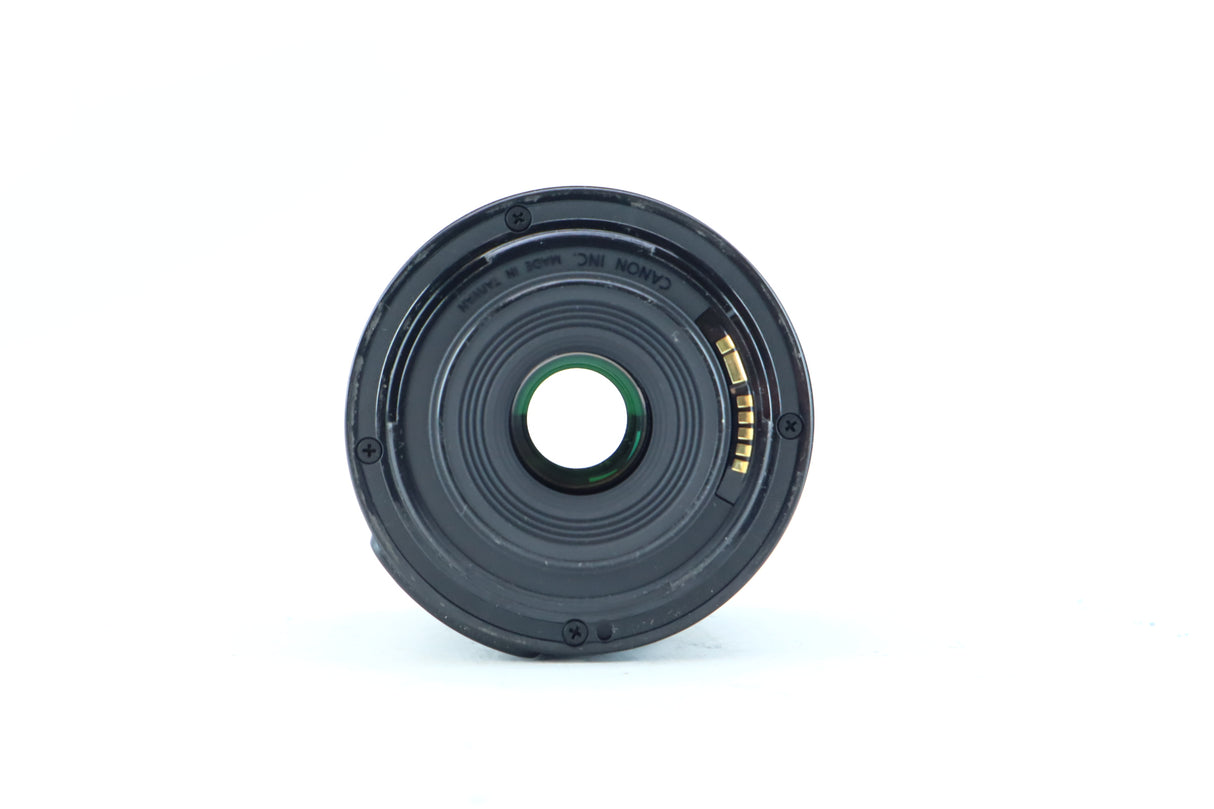 Canon EF-S 18-55mm f/3.5-5.6 IS
