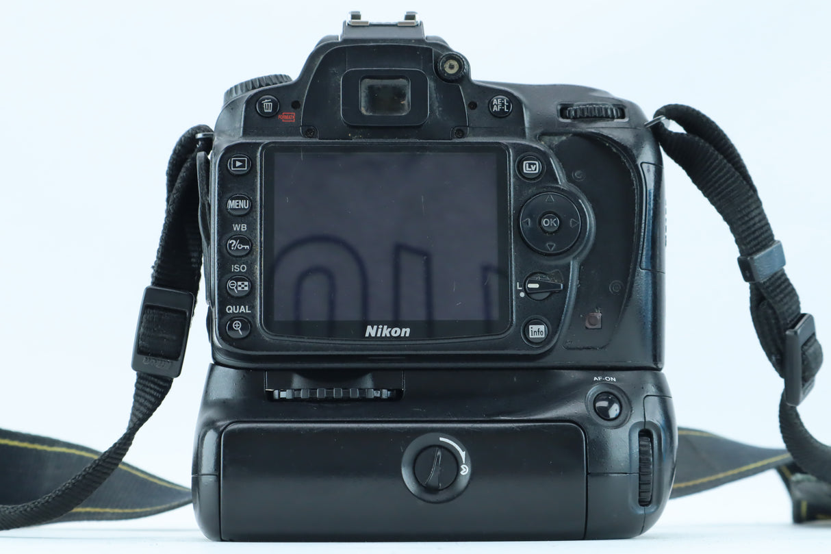 Nikon D90