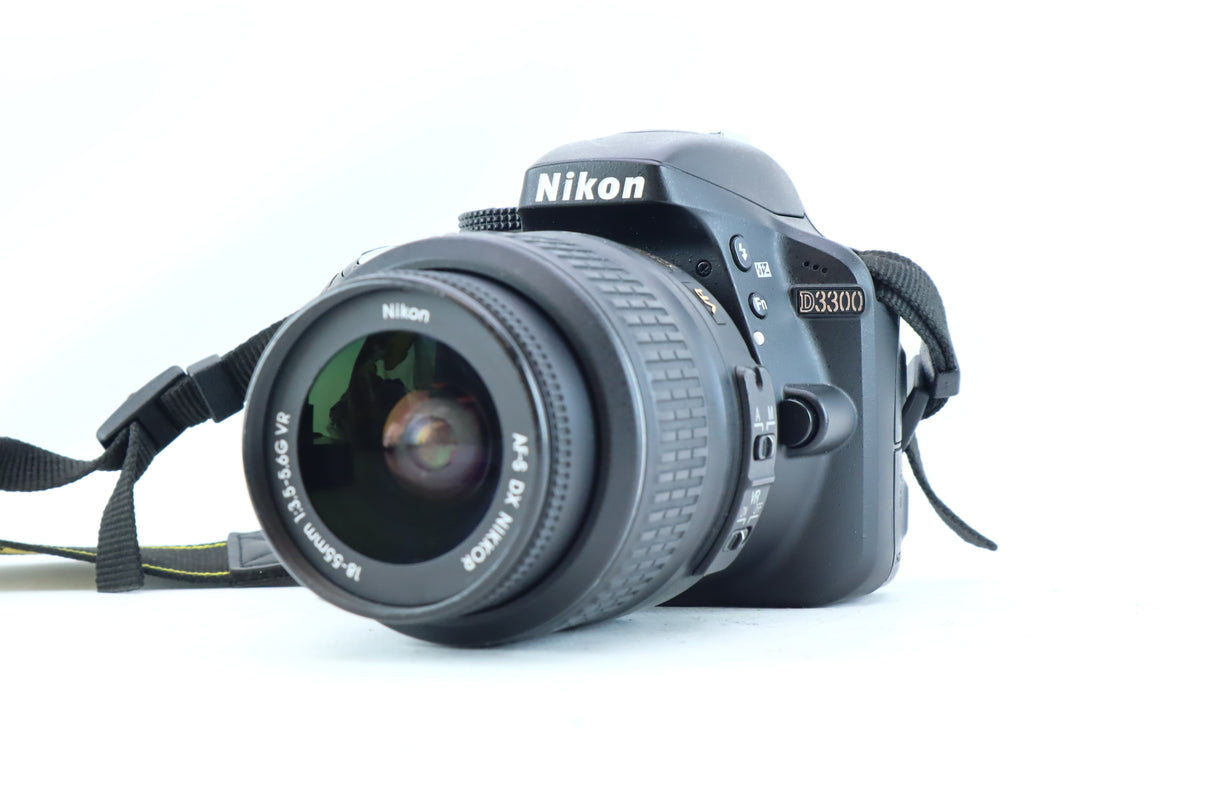 Nikon D3300 35mm DSLR Kit with AF-S DX Nikkor 18-55mm f/3.5-5.6