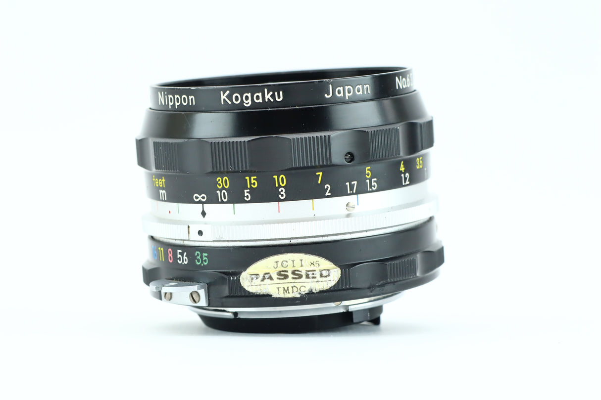 Nikkor-H 3,5 28mm