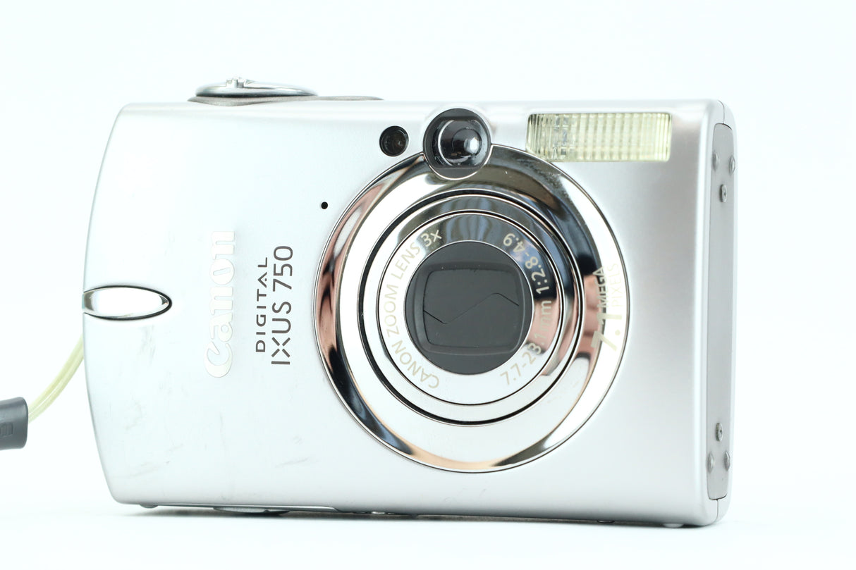 Canon digital ixus 750 7,7-23,1mm 2,8-4,9 kit