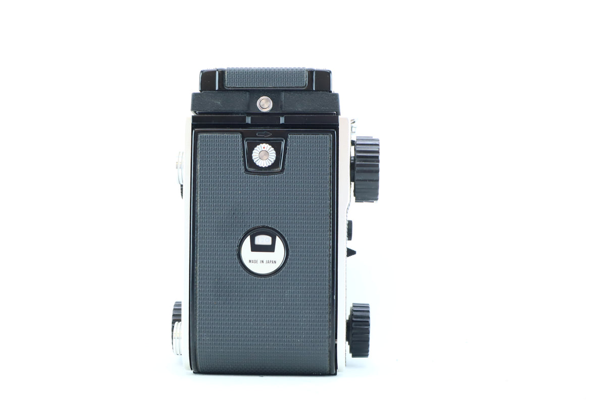 Mamiya C220 Professional Medium Format TLR Kit with Sekor 80mm f/2.8