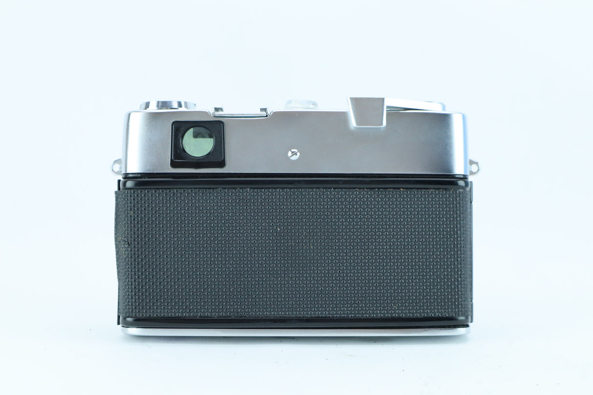 Yashica Lynx-5000 High-Speed Yashinon 45mm f/1.8 Prime Lens