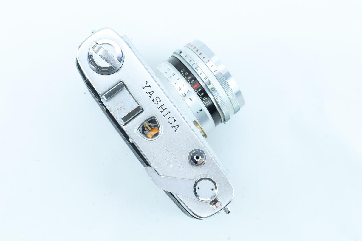 Yashica Lynx-5000 High-Speed Yashinon 45mm f/1.8 Prime Lens