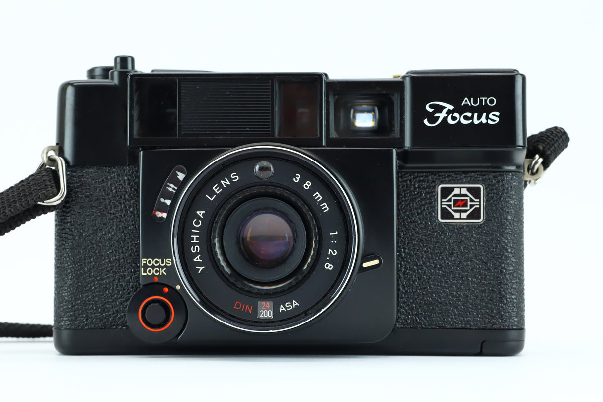 Enfoque automático Yashica 38mm 2.8