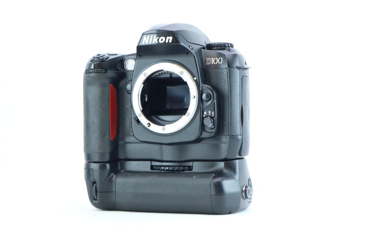 Nikon D100