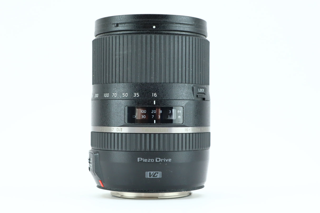 Tamron piezo drive 16-300 F/3.5-6.3