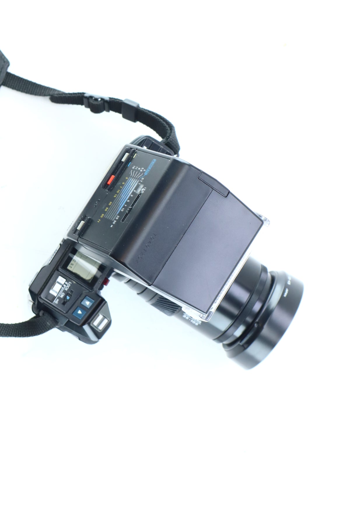 Minolta Maxxum 7000 AF 35mm SLR Kit with AF Zoom 35-105mm f/3.5-4.5 and Maxxum 2800 AF Flash