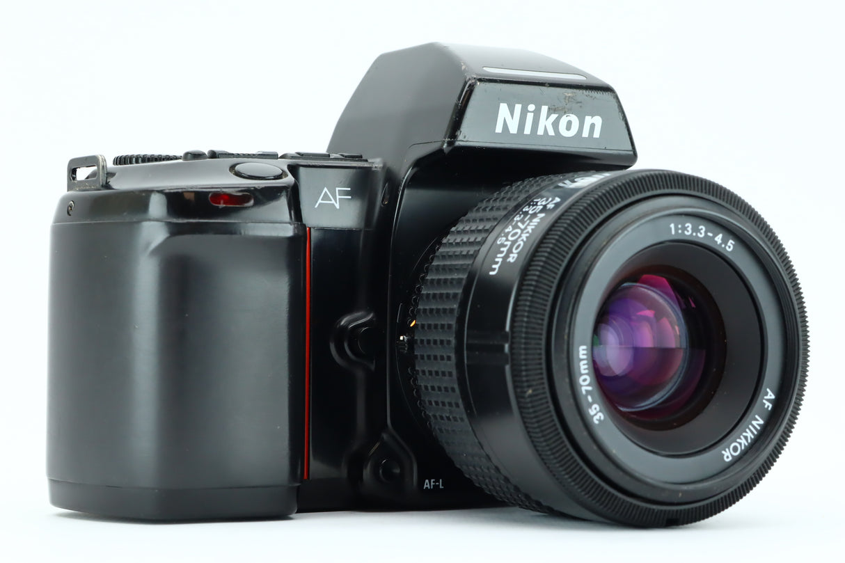 Nikon F-801S + AFNIKKOR 35-70mm 3,3-4,5