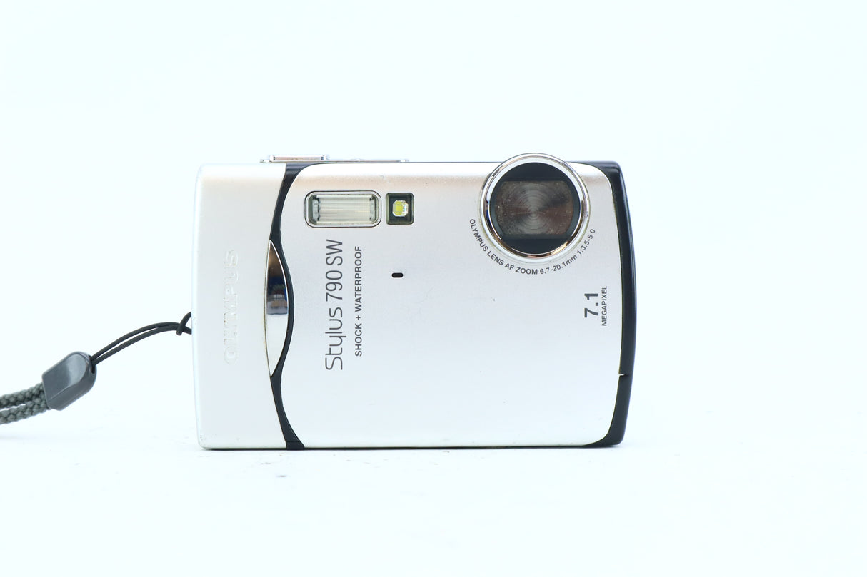 Olympus Stylus 790SW