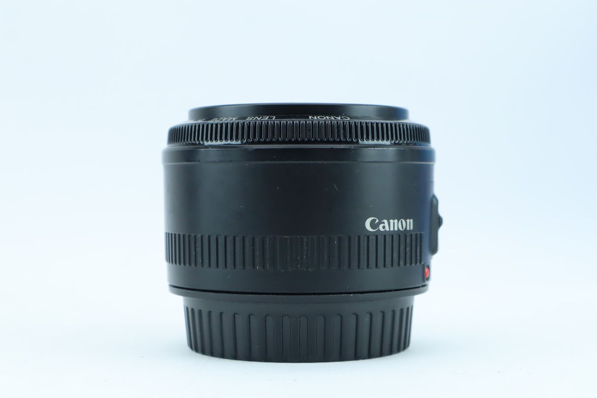 Canon EF 50mm f/1.8 II