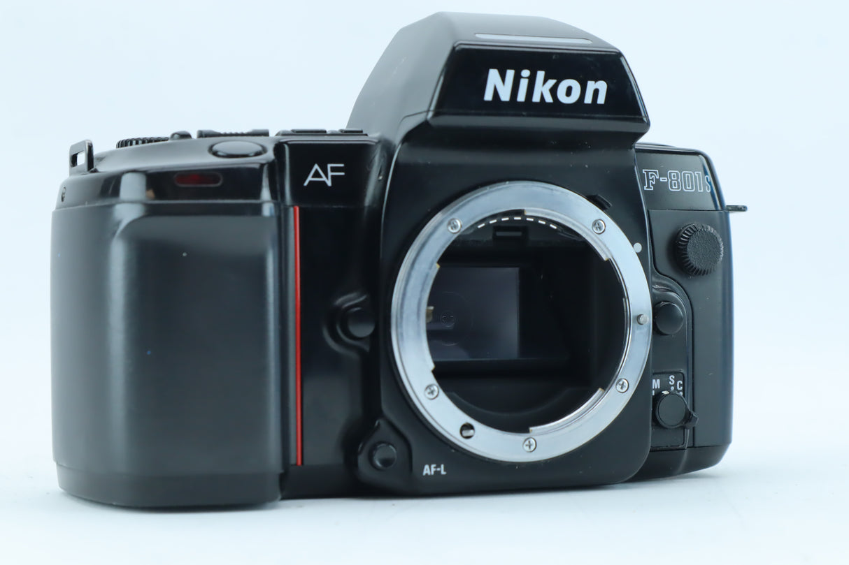Nikon F-801s