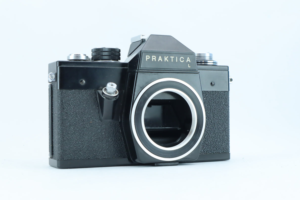 Praktica L