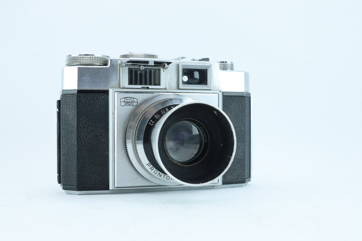 Zeiss Ikon Contina II - Classic German Precision with Novar-Anastigmat 45mm f/3.5