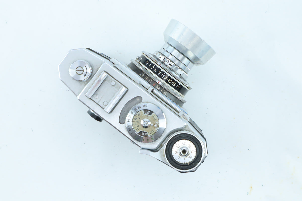 Zeiss Ikon Contina II - Classic German Precision with Novar-Anastigmat 45mm f/3.5