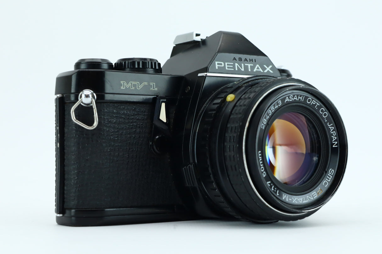 Pentax MV1 | SMC Pentax-M 1:1.7 50mm