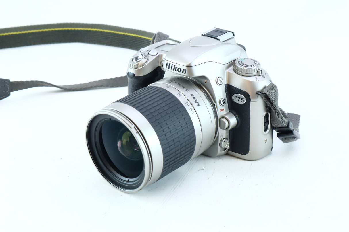 Nikon F75 35mm SLR Kit with AF Nikkor 28-100mm f/3.5-5.6G Aspherical