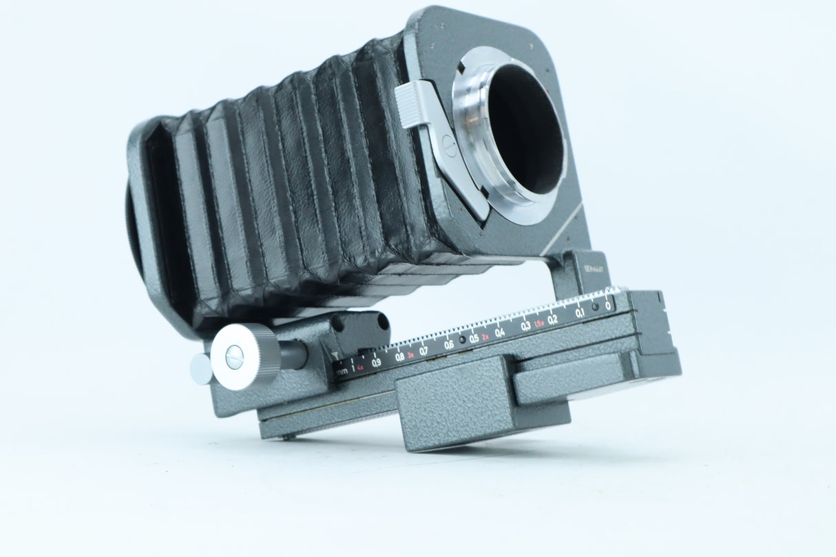 Leitz Wetzlar Elmar 90mm f/4 (Collapsible) with 16556 Adapter