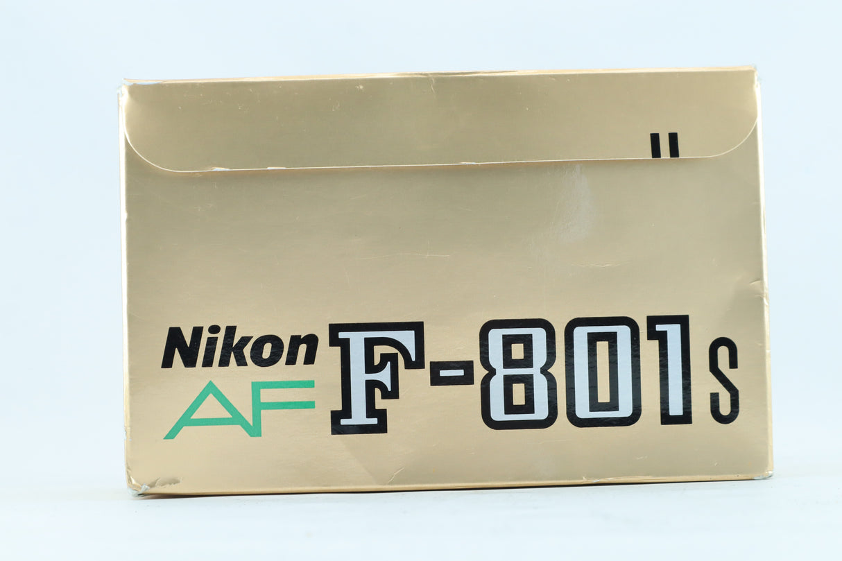 Nikon F-801 with AF Nikkor 35-70mm f/3.3-4.5 Lens