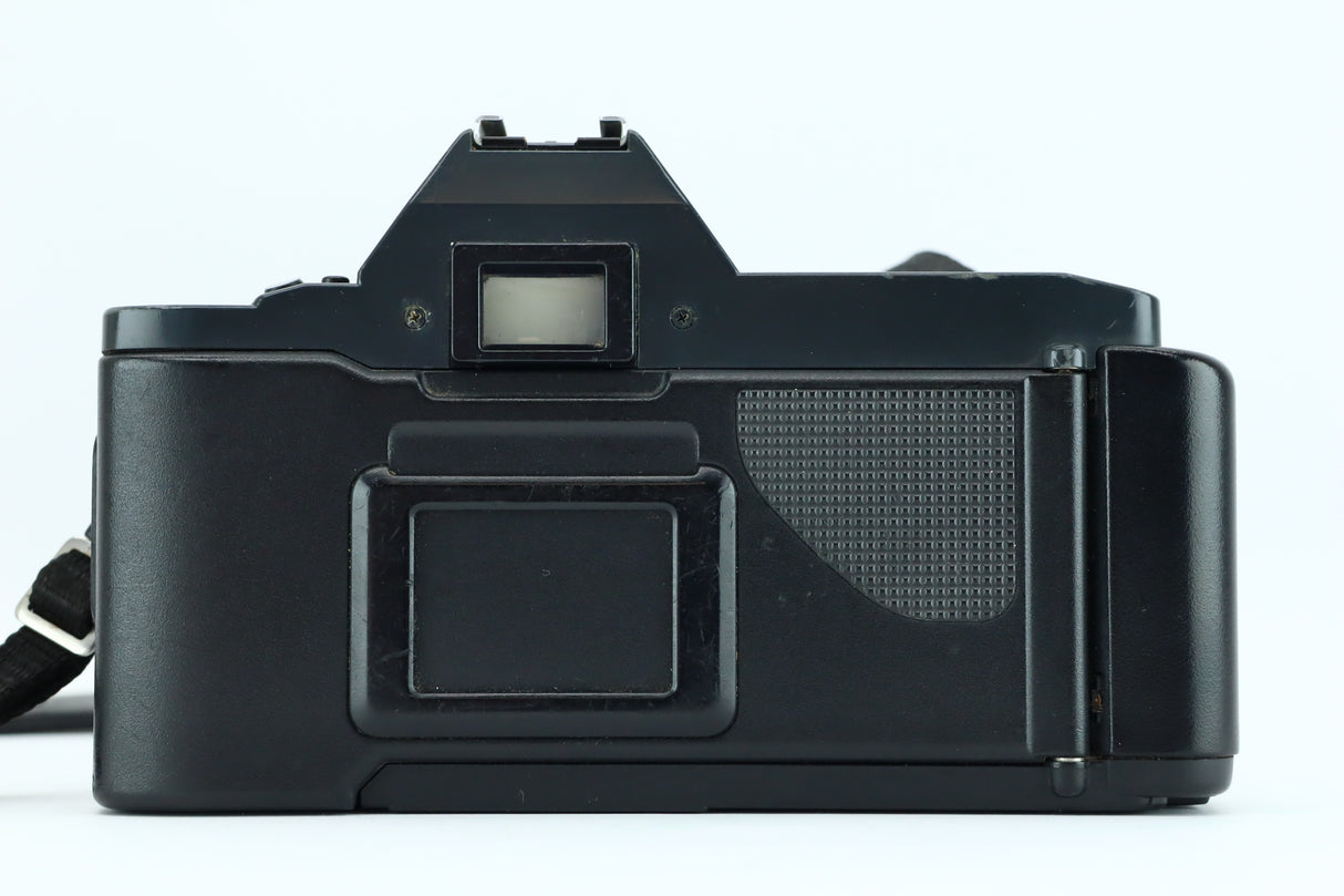 Canon T70 + 28-70mm 3,5