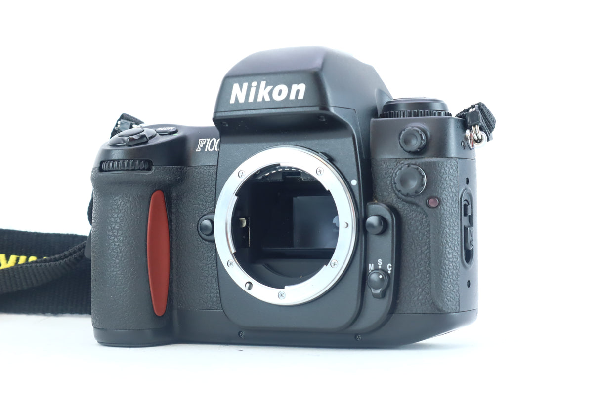 Nikon F100 35mm SLR