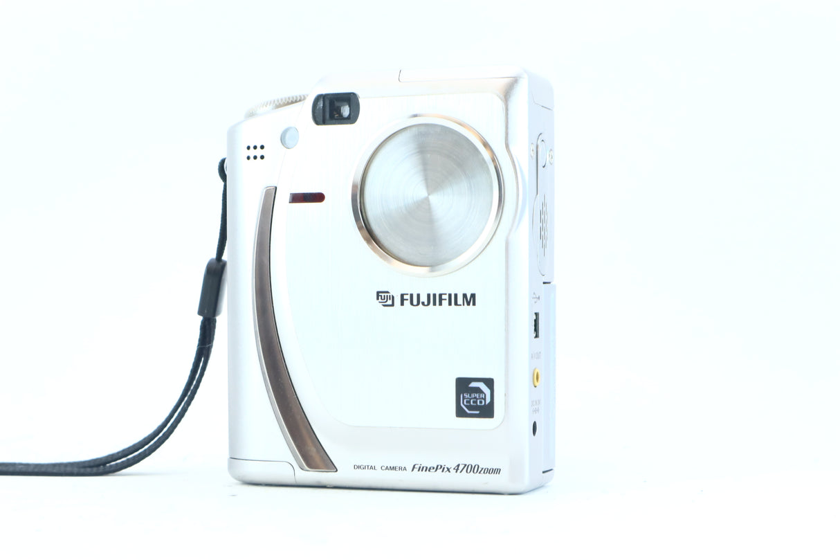 Fujifilm FinePix 4700 Zoom