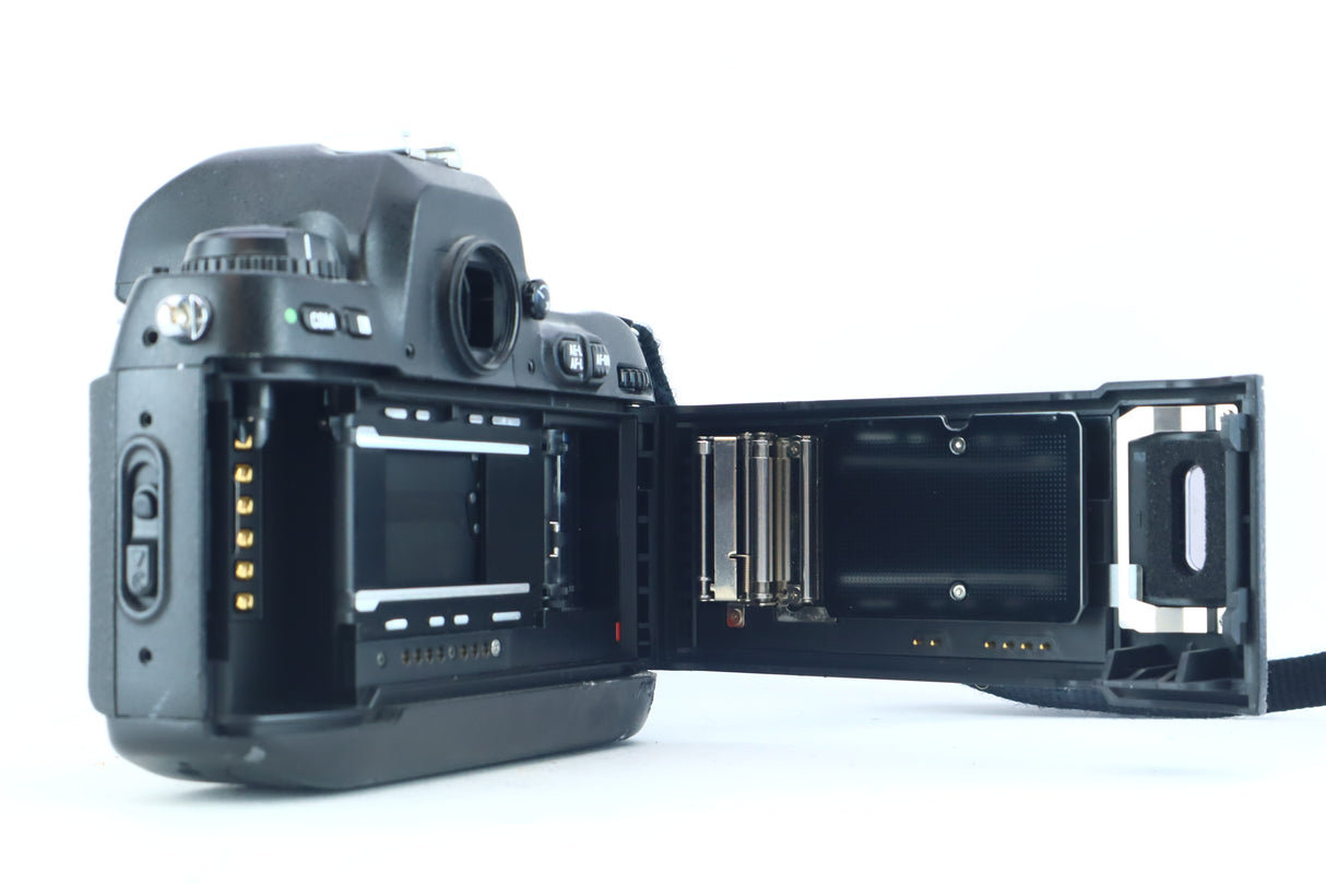 Nikon F100 35mm SLR