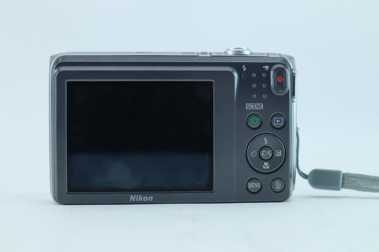 Nikon Coolpix S3700