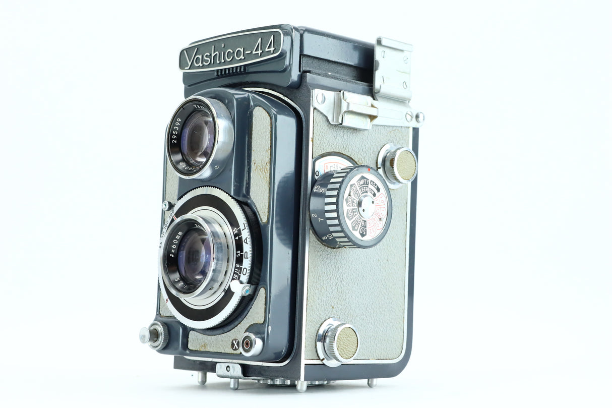 Yashica-44 3,5 60mm