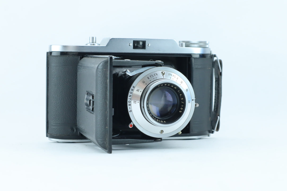 Voigtländer Bessa I (Vaskar 105mm f/4.5)