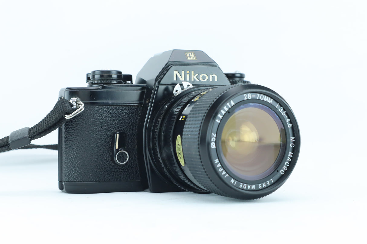 Nikon EM | S/N: 6688641 with Exact 28-70mm f/3.5-4.8 MC Macro