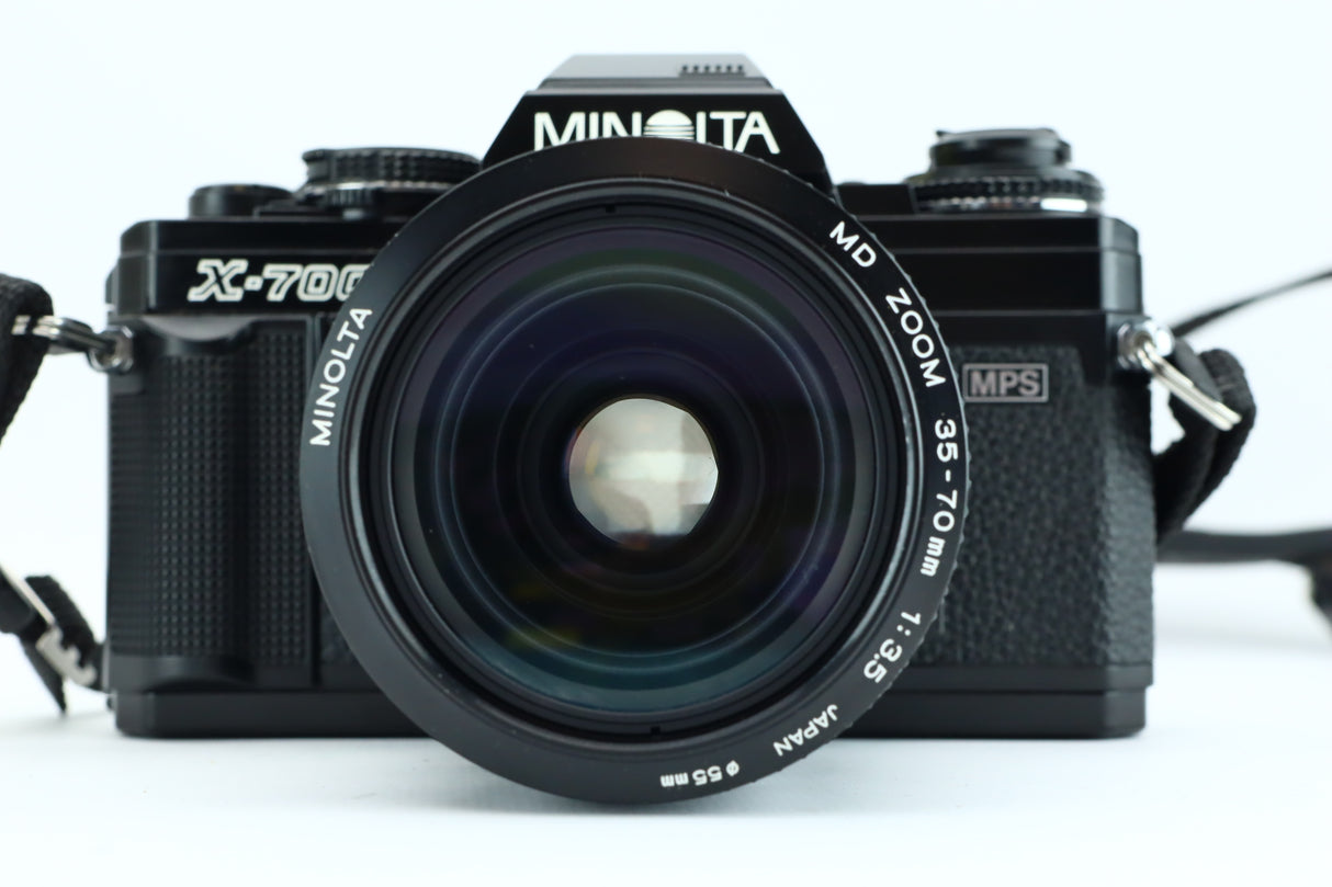 Minolta X-700 + MD 35-70mm 3,5