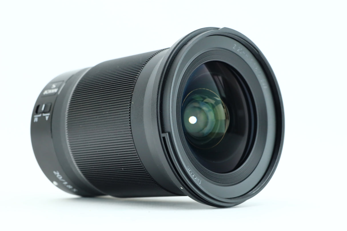 نيكون نيكور زد 20 ملم 1,8