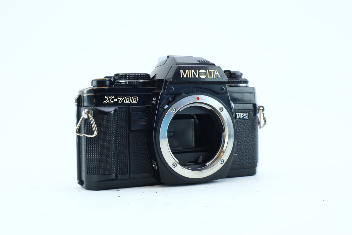 Minolta X-700 35mm SLR