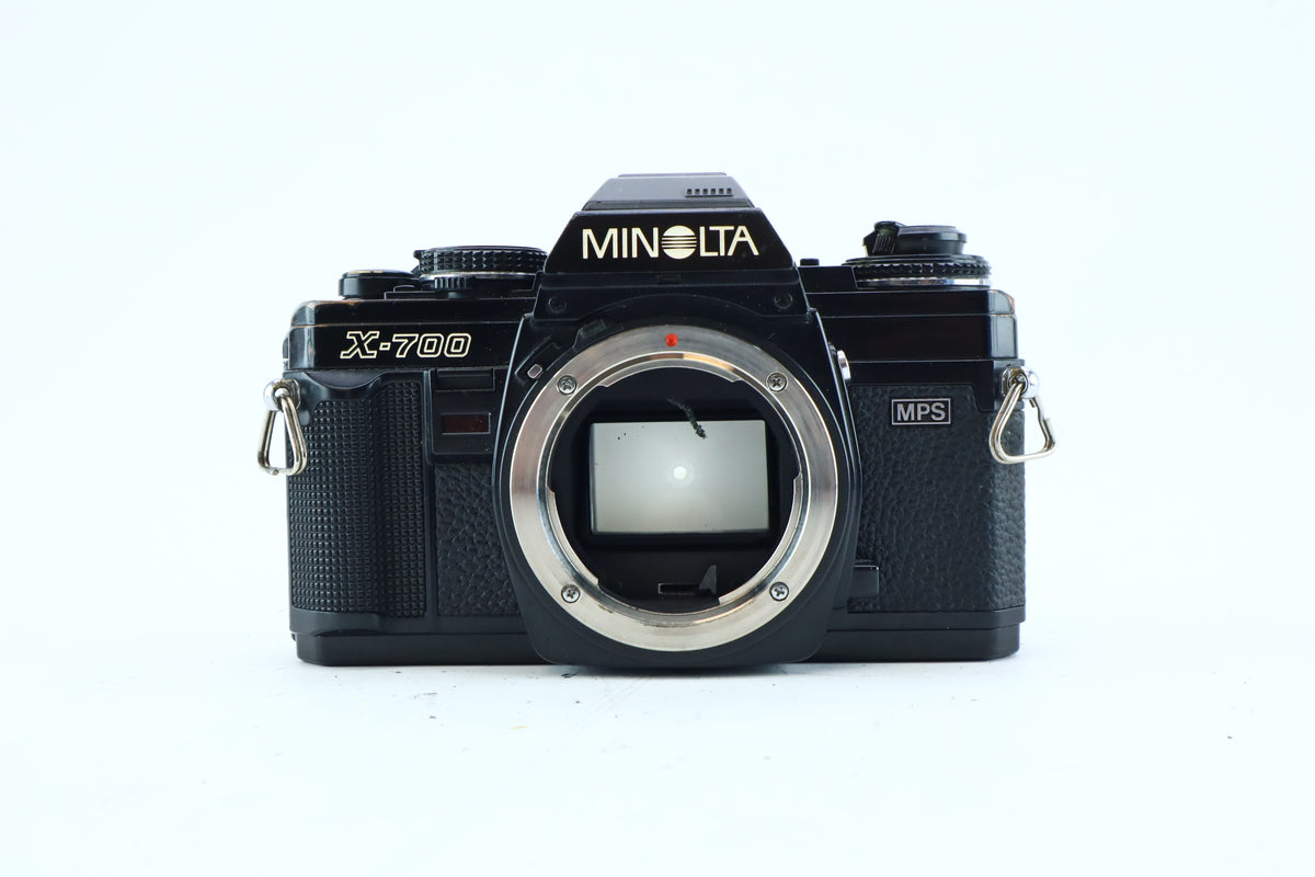Minolta X-700 35mm SLR